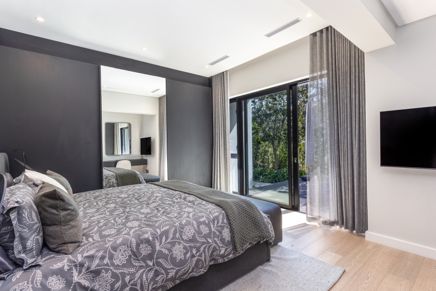 4 Bedroom Property for Sale in Pearl Valley at Val de Vie Western Cape